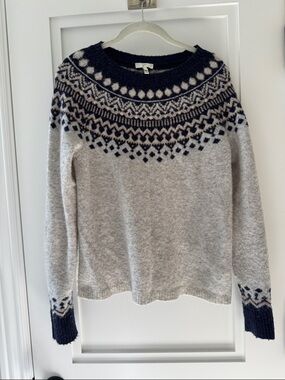 JOIE! Fair Isle Crewneck Sweater in Light Gray and Navy! CLASSIC! Luxurious!